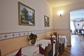 Hotel Rubinia Еґер Екстер'єр фото