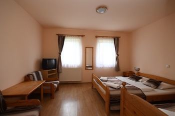Hotel Rubinia Еґер Екстер'єр фото