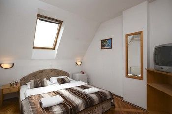 Hotel Rubinia Еґер Екстер'єр фото
