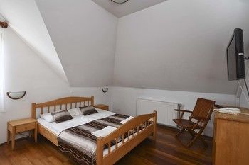 Hotel Rubinia Еґер Екстер'єр фото