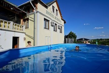 Hotel Rubinia Еґер Екстер'єр фото