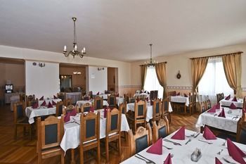 Hotel Rubinia Еґер Екстер'єр фото