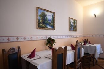 Hotel Rubinia Еґер Екстер'єр фото